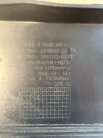 149408800C TESLA Уплотнитель капота купить в Украина