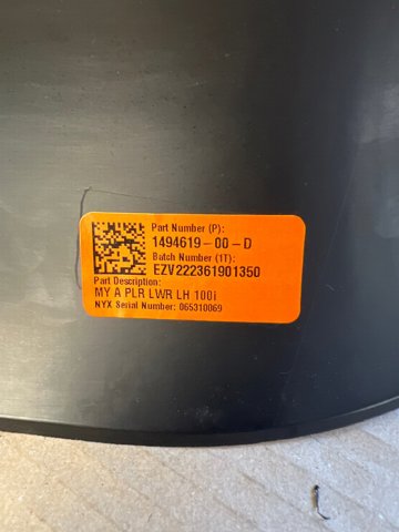 149461900D TESLA Обшивка стойки кузова внутренняя передняя левая купить в Винница
