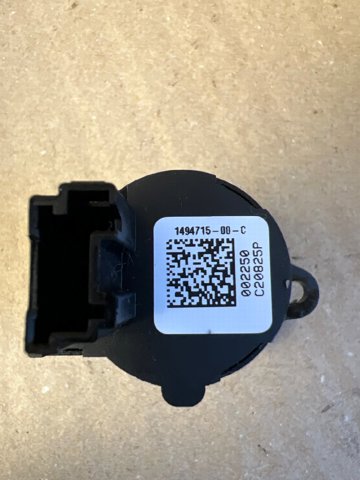 149471500C TESLA Датчик температуры воздуха в салоне купить в Хмельницкий