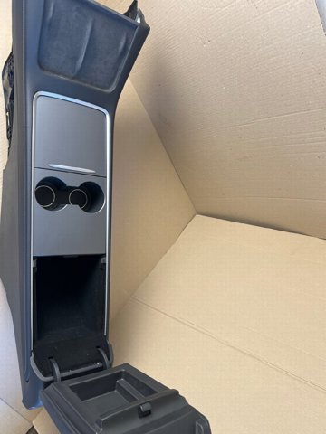 TESLA 175550300A Консоль панели управления центральная в наличии Винница