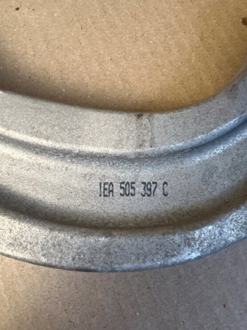 Балансир задний верхний 1EA505397C VAG