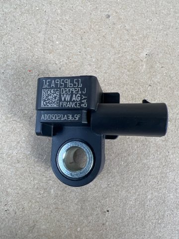 Датчик подушки безопасности 1EA959651 VAG