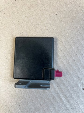 Антенна GPS 3G9035534 VAG