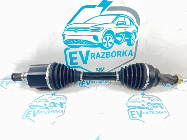 Привод передний левый LR024759 MARKET (OEM)
