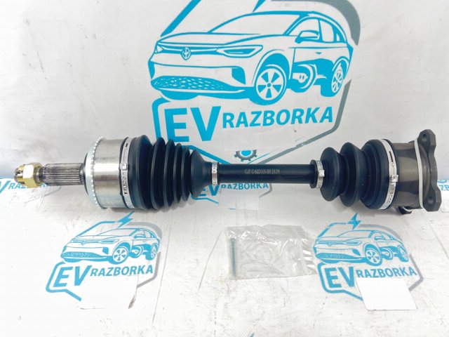 Полуось передняя, правая MR453384 MARKET (OEM)