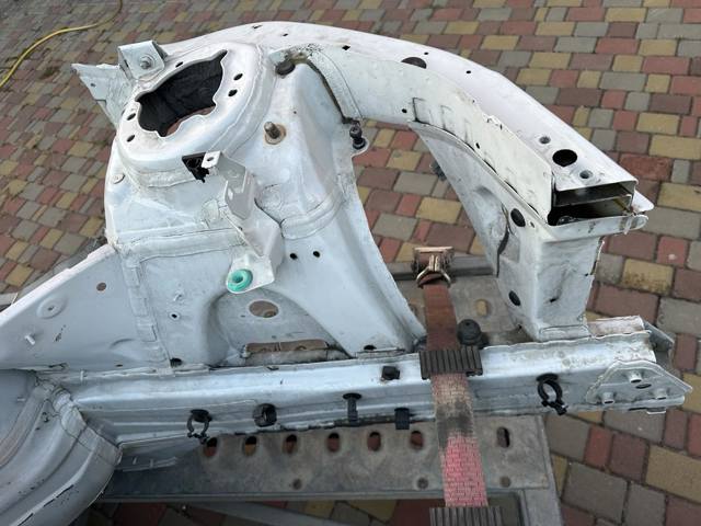 BMW 41117385424 Крыло заднее правое в наличии Тернополь