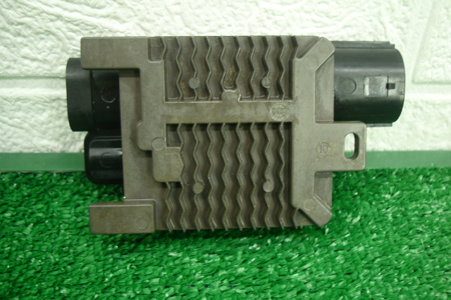 JAGUAR GX738C607AE в наличии Винница