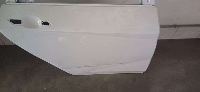 HYUNDAI 77004AA500 Дверь задняя правая в наличии Тернополь