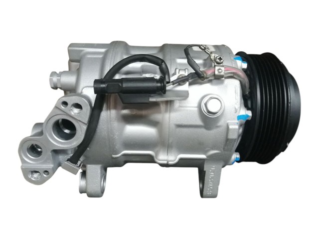 Компрессор кондиционера 6822847 BMW