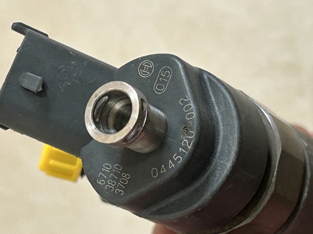 BOSCH 0445120002 Форсунка впрыска топлива в наличии Харьков