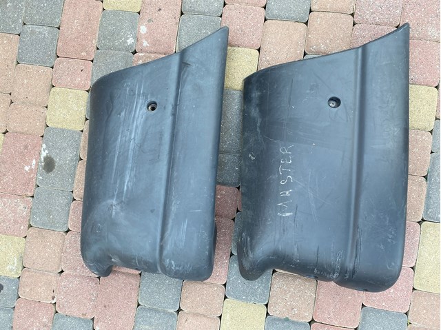 RENAULT 7700352123 Бампер задний, левая часть в наличии Ровно