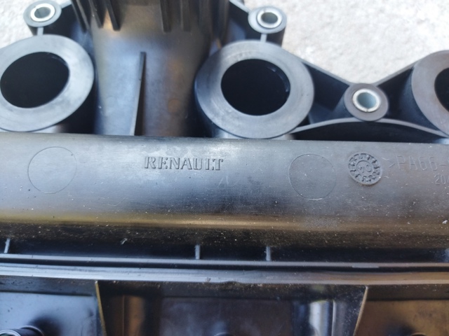 RENAULT 8200239705 Клапанная крышка в наличии Украина