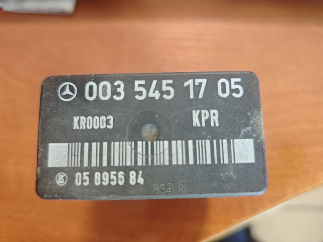 MERCEDES 0035451705 Реле электробензонасоса в наличии Винница
