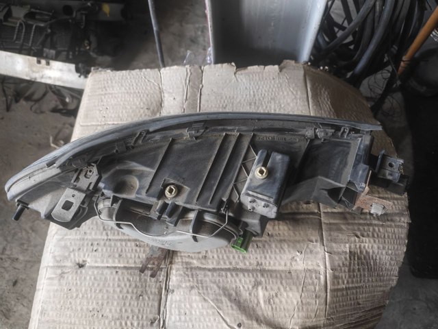 0301098205 FORD Фара левая купить в Ирпень