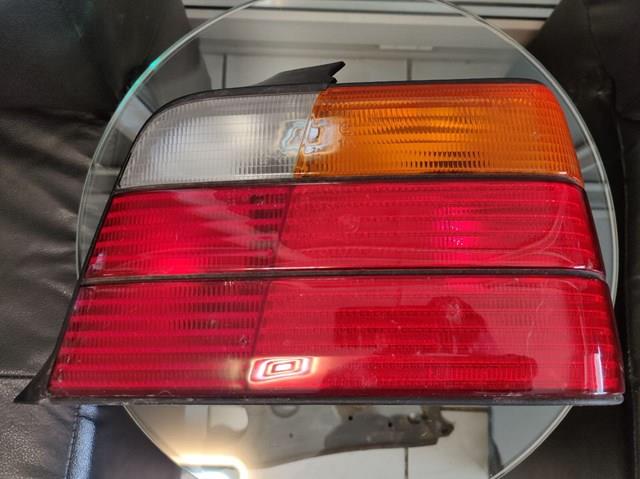Фонарь задний правый 1387070 BMW