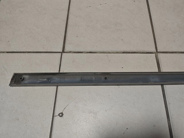 1K4853516C VAG Молдинг двери передней левой купить в Хмельницкий