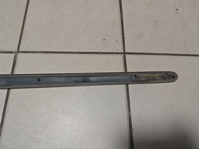 VAG 1K4853516C Молдинг двери передней левой в наличии Чернигов