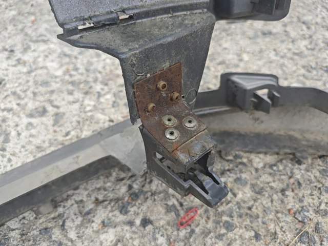 VAG 1T0807221M Передний бампер в наличии Днепр