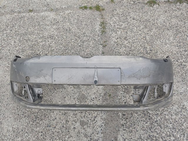 Бампер передний в сборе 1T0807221M VAG