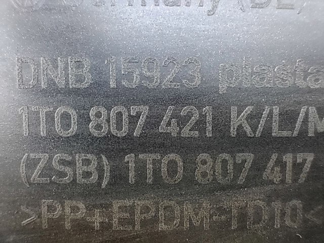 1T0807421K VAG Задний бампер купить в Житомир