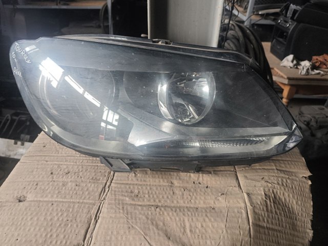 Правая блок фара 1T1941006G VAG