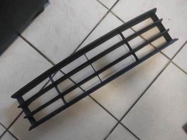 Решетка бампера переднего 1Z0853677C VAG