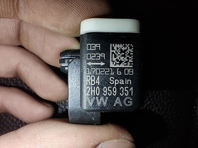 2H0959351 VAG Датчик удара купить в Львов