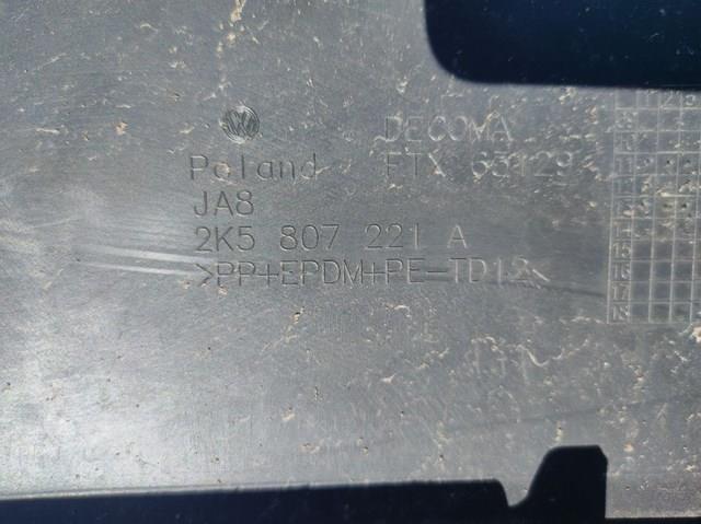 VAG 2K5807221A Передний бампер в наличии Киев