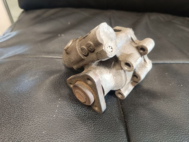 Помпа ГУР 3D0422154F VAG