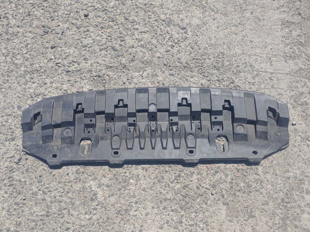 3V0807611A VAG Защита бампера переднего купить в Запорожье