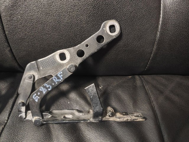 41613452844 BMW Петля капота правая купить в Ирпень