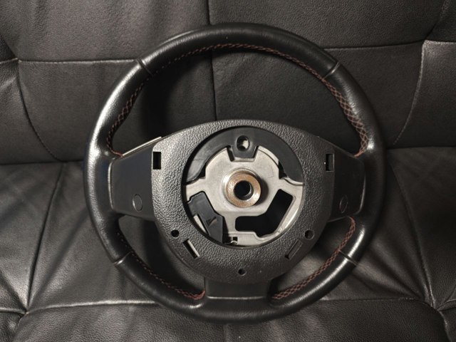 NISSAN 484309U020 Рулевое колесо в наличии Хмельницкий