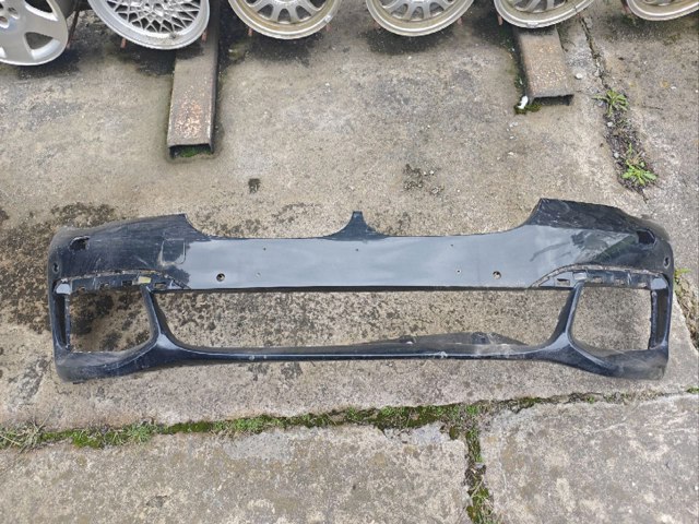 Кожух бампера переднего 51118064752 BMW