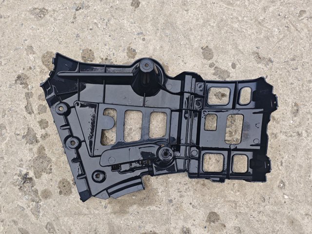 51122991780 BMW Кронштейн бампера заднего правый купить в Киев