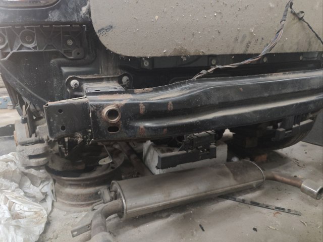 51129800759 BMW купить в Каменское