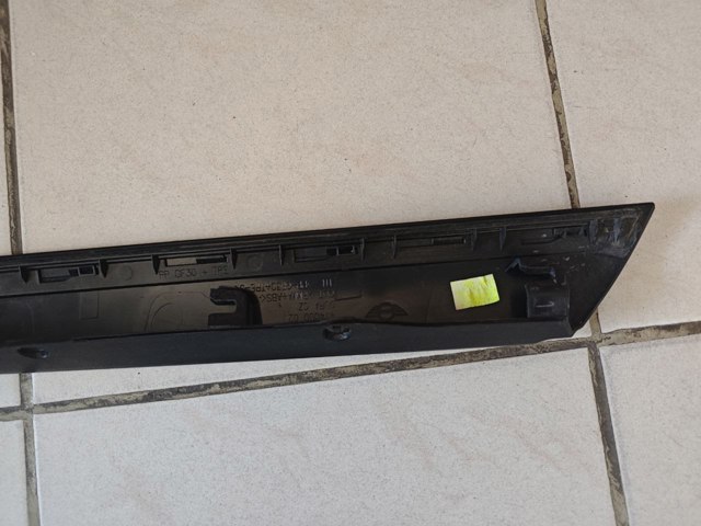 BMW 51139801509 Обшивка стойки кузова внутренняя передняя левая в наличии Черновцы