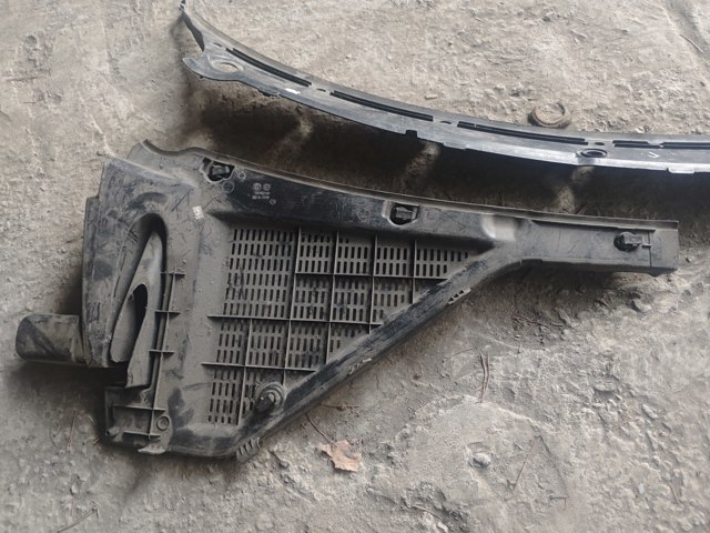 51717151969 BMW Решетка дворников купить в Николаев