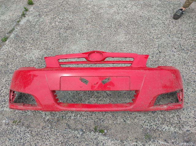 Бампер передний в сборе 5211902510 TOYOTA