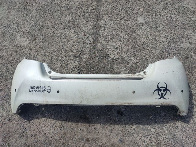Задний бампер 521590D520 TOYOTA