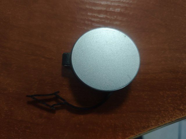 Заглушка бампера буксировочного крюка 5G0807241 VAG