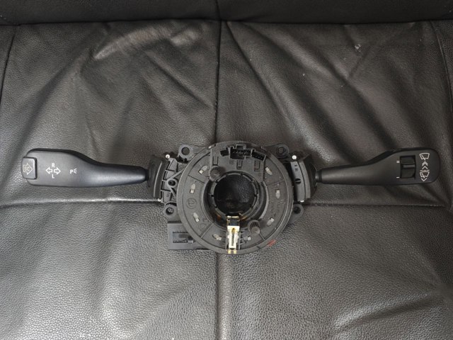 Правый подрулевой переключатель  61318363669 BMW
