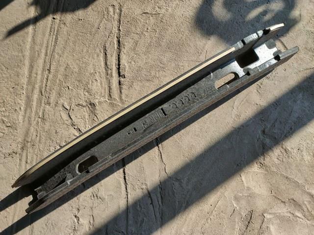 Наполнитель бампера переднего 620905AA2A NISSAN