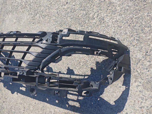 622548143R RENAULT Решетка бампера купить в Хмельницкий