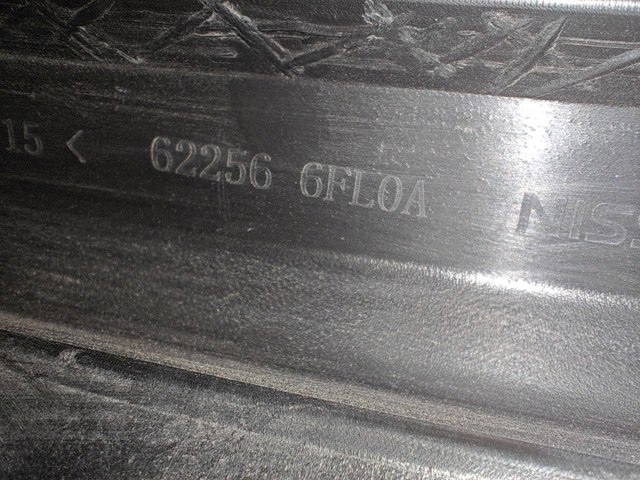 622566FL0A NISSAN Заглушка (решетка) противотуманных фар бампера переднего правая купить в Запорожье