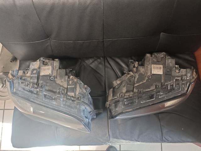 63123456036 BMW Правая фара купить в Тернополь