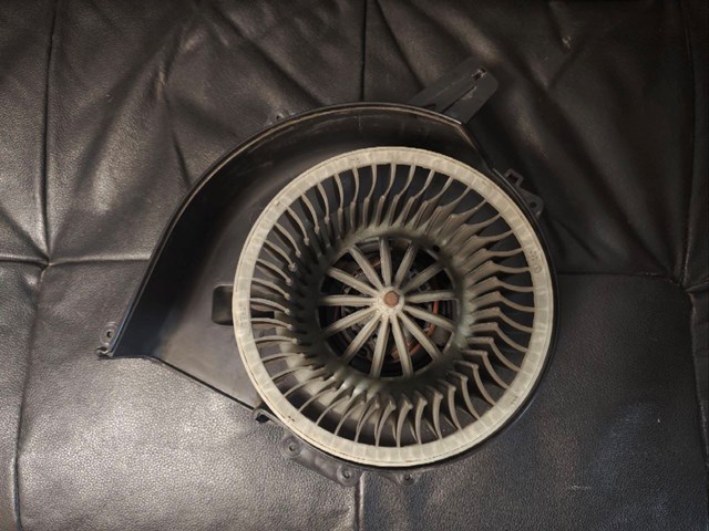 Вентилятор печки Skoda Fabia I