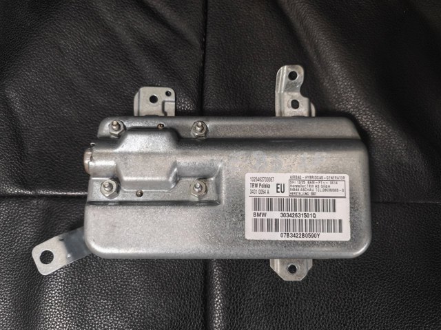 Подушка безопасности (AIRBAG) двери передней левой 72123426315 BMW