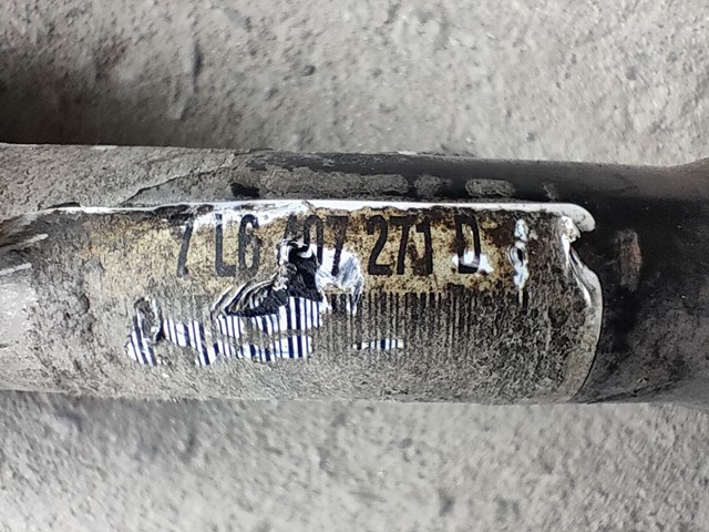 VAG 7L6407271D Полуось передняя в наличии Ровно
