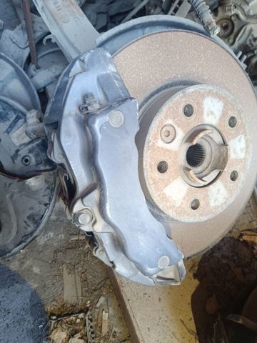 Суппорт тормозной передний левый 7L6615123T VAG