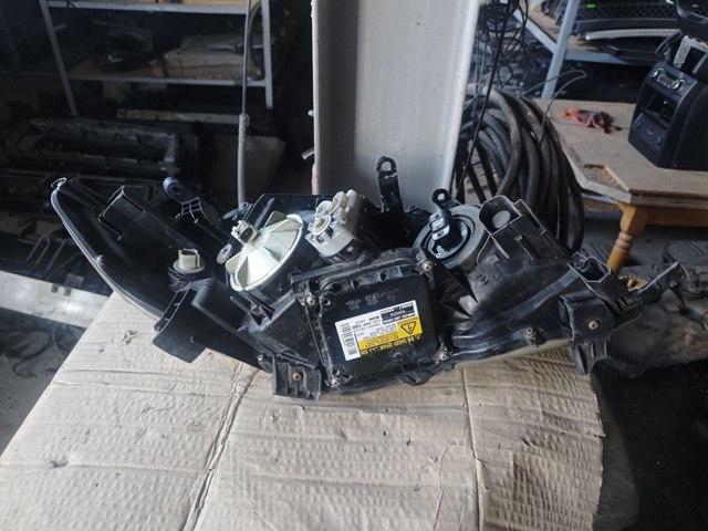 8118512A80 TOYOTA Левая фара купить в Черновцы